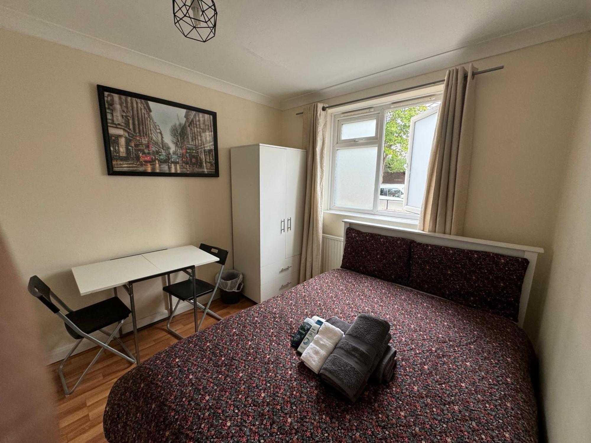 Huge And Affordable 3 Bedroom Flat In Hammersmith For 7 People With Welcome Breakfast London Eksteriør billede